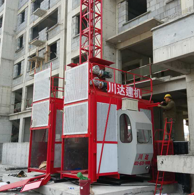 河南川達(dá)施工升降機(jī)租賃時要做好哪些檢查？